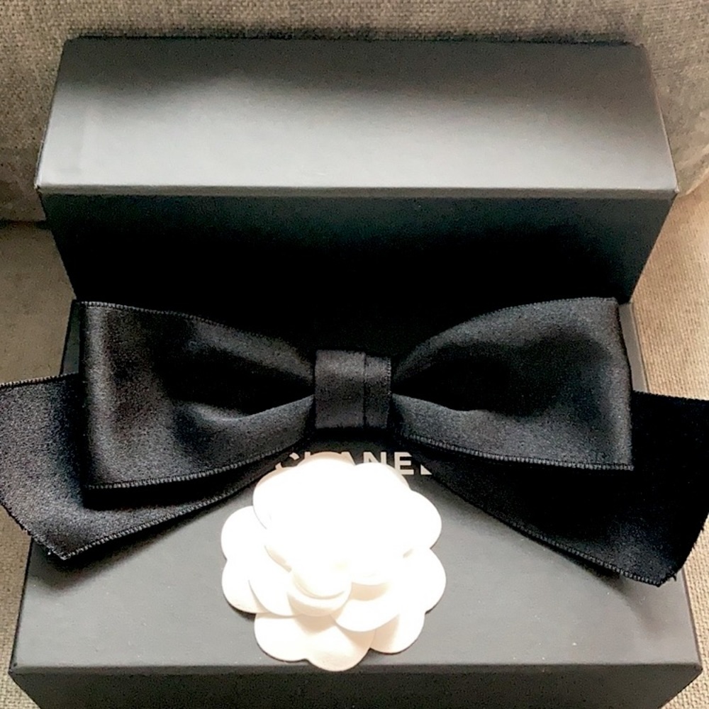 CHANEL Vintage Brooch/Pin Made in France